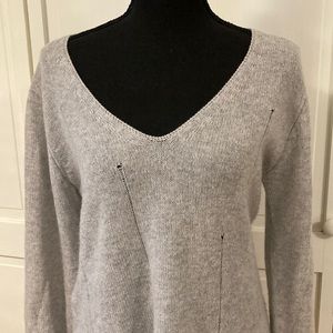 NWOT Autumn Cashmere V-neck Sweater